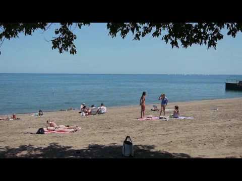 On Winnetka's Tower Road Beach