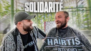 J'AIDE LES SANS ABRIS EN LEURS COUPANT LES CHEVEUX SUR PARIS!!! (je suis ému)