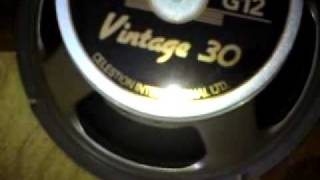 Video thumbnail for Harley Benton G212 Vintage Cabinet  - take a look inside by Ionut Luca