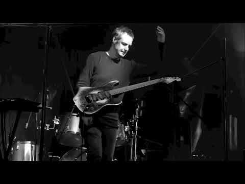 YREF "Flying Guitar" live at Superbooth22