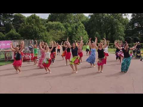 Troupe Hinemarama - Flashmob de Ori Tahiti 2017
