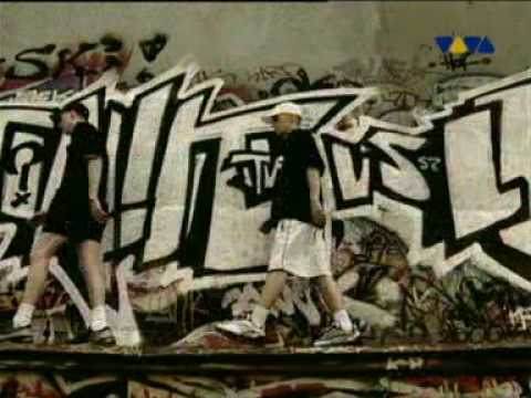 PWRD feat FABUŁA - Co mnie tu trzyma