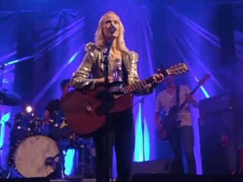 Tina Dickow: Copenhagen (live)