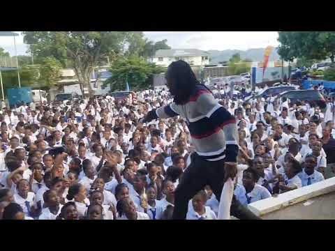 Nesbeth + *My Dream* = unforgettable energy at Mount Alvernia High School 🇯🇲
