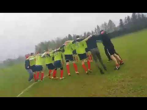 Radość zawodników po wygranej z Hetman Dąbrówka Wisłocka 4:1 (05.05.2019)