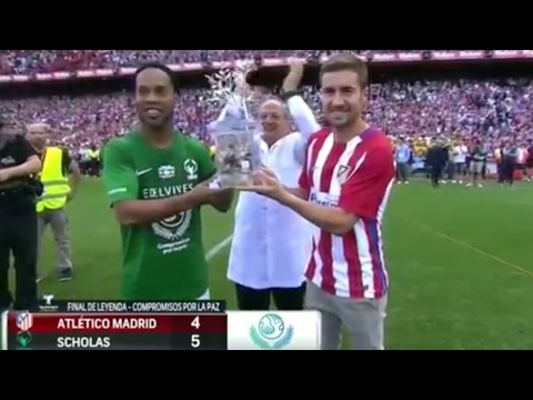 Leyendas del Atletico de Madrid vs Leyendas del fútbol Mundial (4-5) | RESUMEN Y GOLES | 28/05/2017