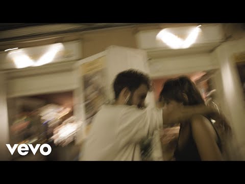 Morochos - Mitad de tu armario (Official)