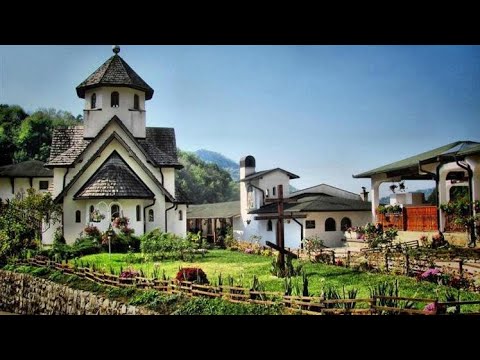 Tri šešira Ljubovija, Ljubovija, Serbia