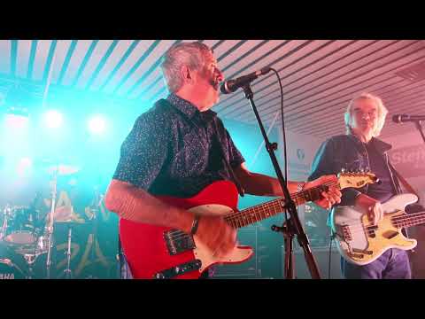 Ray Ennis & The Original Blue Jeans - That's All Right Mama - Parikkala Finland 2019