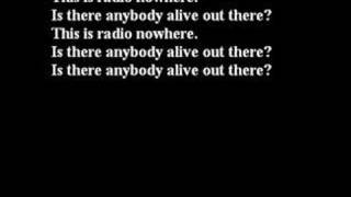 Bruce Springsteen - Radio Nowhere (Lyrics)