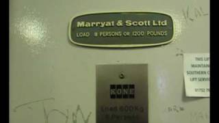 preview picture of video 'Marryat Scott lift at stephenson house in gravesend'