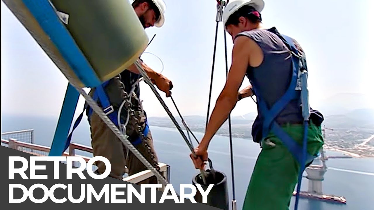Extreme Jobs: LA Drug Cops, Crane Operator, Bangkok Paramedic | Retro Docs
