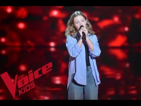 Michel Sardou - Je vais t'aimer - Zoé | The Voice Kids 2022 | Auditions à l'aveugle