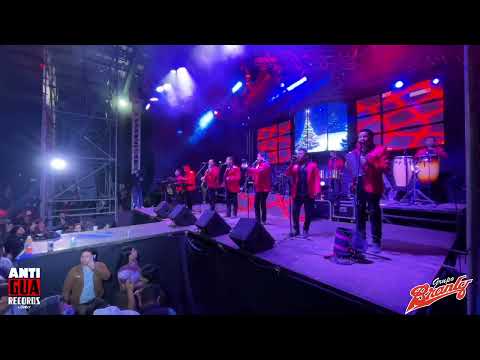 Flamazo Navideño 2022 - Grupo Branly