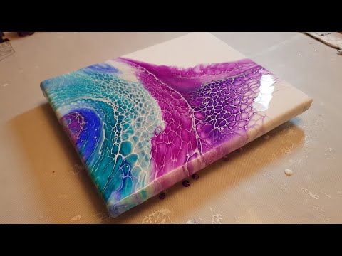 Pseudo Swipe?? Lets have a go... / Acrylic pouring techniques / Bloom Recipe