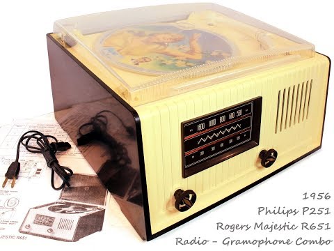 1955 Philips Export Radio Gramophone Combo R651 in b&w Bakelite