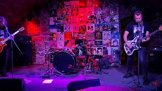 ITAI - Na jedno použití_live M-klub 25.4.2026