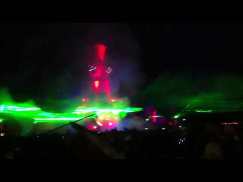 Defqon 2013...Indestructable. Kat Niall with Frontliner