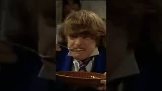 Helge Schneider man hasst oder liebt ihn.Besonders mit #grünen 🥦kommt der Humor noch besser #shorts