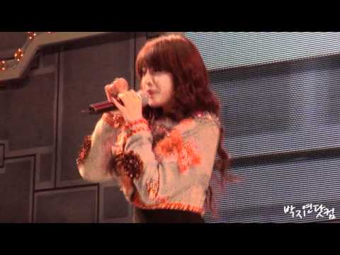 [Cam HD] 110403 T-ara Jiyeon - Talk + Bo Peep Bo Peep @ LG Cinema 3D Game Festival [13]