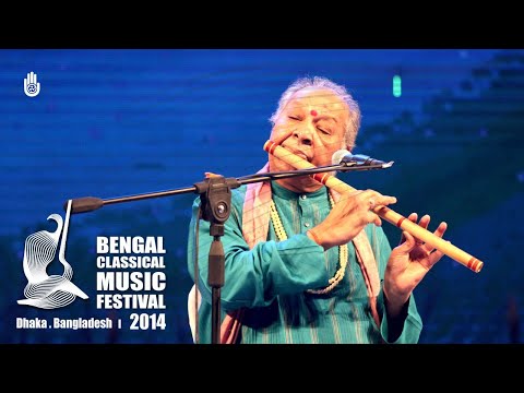 Raga Ahir Bhairav on Flute  I  Pt Hariprasad Chaurasia at BCMF 2014
