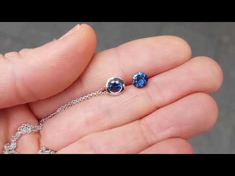 Tasmanian sapphire 0.39ct 18ct white gold slider pendant necklace and 0.61ct round cut Tas sapphire