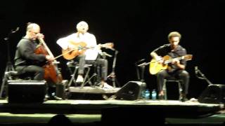 Gilberto Gil cantando &quot;Baba Alapala&quot;