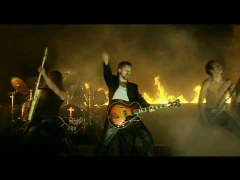 Grand Lux - Escaping the Clouds [OFFICIAL MUSIC VIDEO]