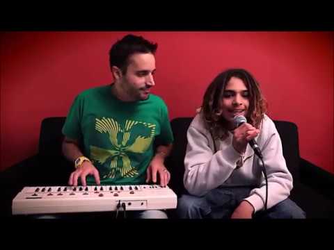 MANUDIGITAL & JUNIOR ROY "Take A Chance"