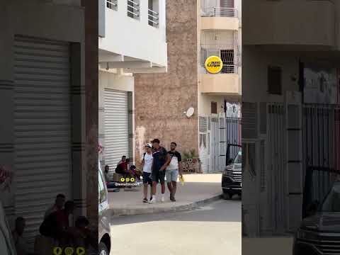 في أجواء حارقة.. جماهير آسفي تلوذ بالظل حول ملعب فاس