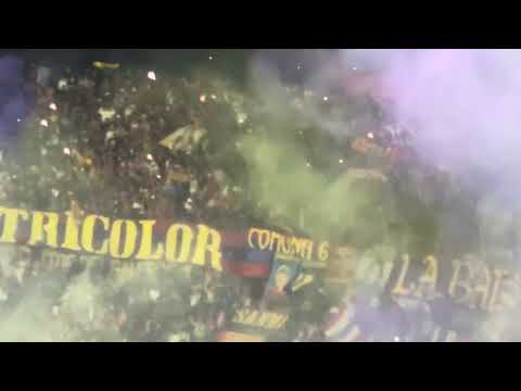 "Que bello es el futbol y poder disfrutar de lo que hago y vivo en cada estadio del país❤️" Barra: La Banda Tricolor &bull; Club: Deportivo Pasto &bull; País: Colombia