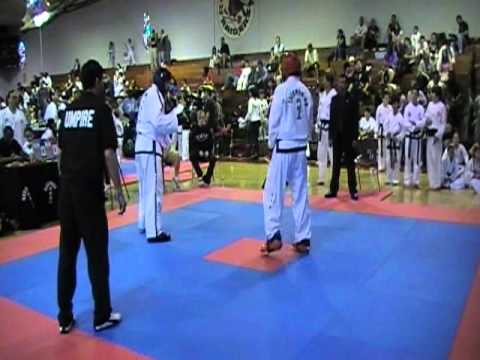 Dragon Star Martial Arts - ITF TaeKwon-Do Senior Mens Hyperweight Sparring RD 2
