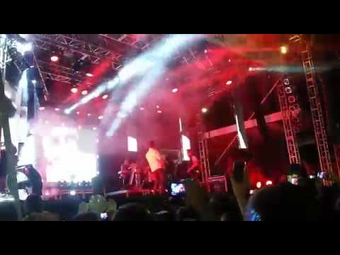 João Neto e Frederico, e MC kevinho em Santa Maria de Jetiba ES. festa do colono