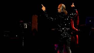 Men Without Hats "Pop Goes The World" (Live at Retro Futura Tour in St Louis, MO 08-19-2017)