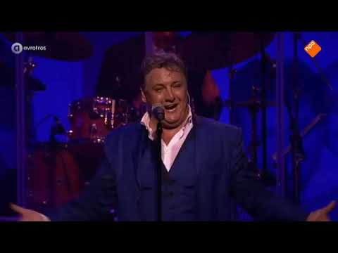 Rene Froger - Het Verleden Kruist Het Heden (The Past Intersects The Present) ( Live In Carre 2015)