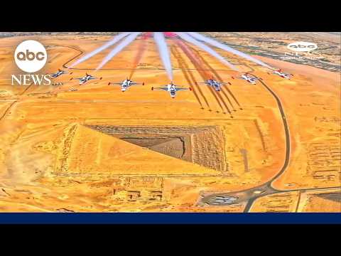 Turkish Air Force stage dramatic flyover at pyramids of Giza