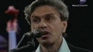 Caetano Veloso canta Luna Rossa
