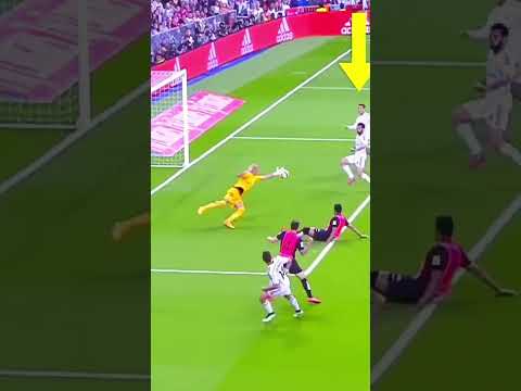 Co różni Messiego i Ronaldo?