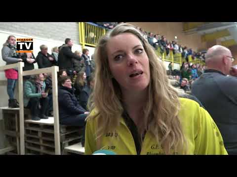 Geel Zwart handbal speelt tegen landskampioen VOC