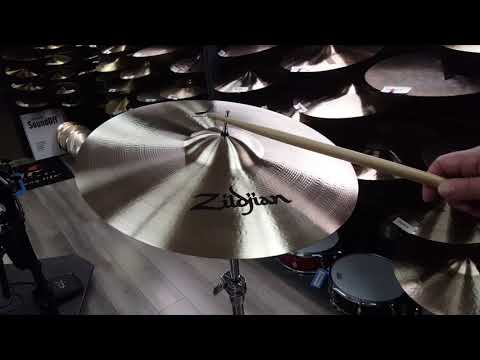 Zildjian 17" A Series Medium Thin Crash Cymbal 1221g image 5