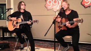 Switchfoot &quot;Dare you to move&quot; Live X 8-25-11