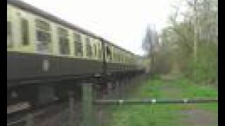 preview picture of video 'D1015 Western Champion Passing Greenfoot Level Crossing'