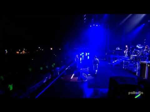 Linkin park - In the end Live Best crowd response ever HD