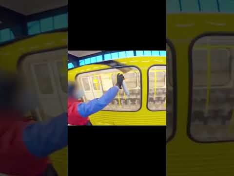 Taggers spray train 🚉 by 1UP CREW#graffiti#train#short
