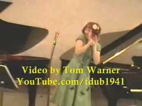 Janet Klein sings "The Sheik of Avenue B" @WCRF 2007