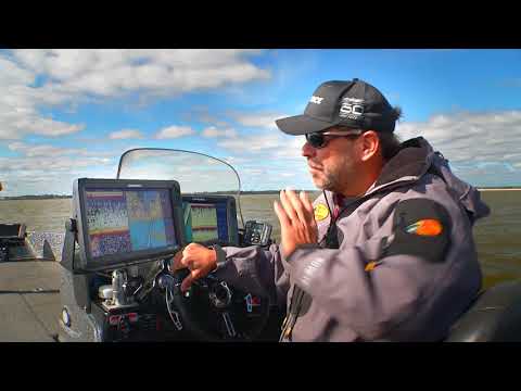 Lowrance HDS Carbon 16
