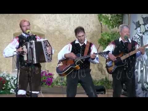 Ansambel Maj - Rada bi plesala (v živo)