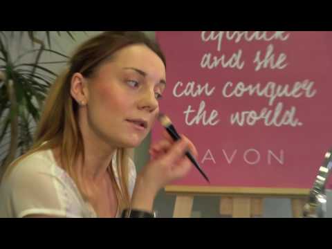 Dekoratīvās kosmētikas uzklāšana: soli pa solim