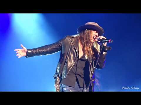 Travis Cormier (The Voice)  sings Dream On - Aerosmith (Live)