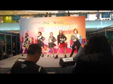 Super Girls 拉完票唱鎂光燈下 (2014年12月14日荃灣廣場)
